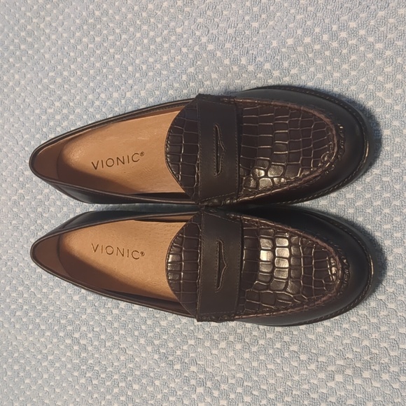 Vionic Brown Croc-Embossed Loafers - Picture 2 of 4